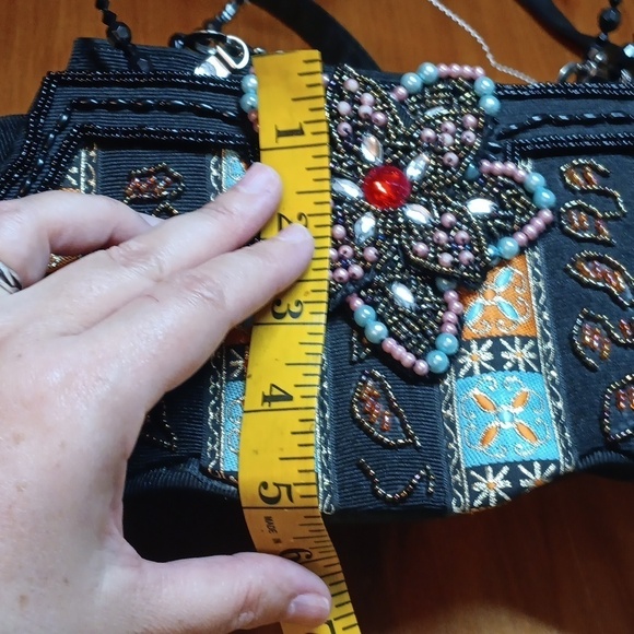 Vintage style beaded handbag - Picture 5 of 9